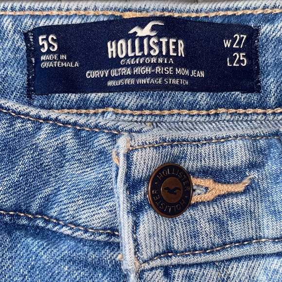 🦋HOLLISTER MOM JEANS🦋 - Picture 1 of 5